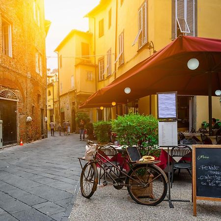 Appartamento Centro Storico Riva 2 - Happy Rentals Eksteriør bilde