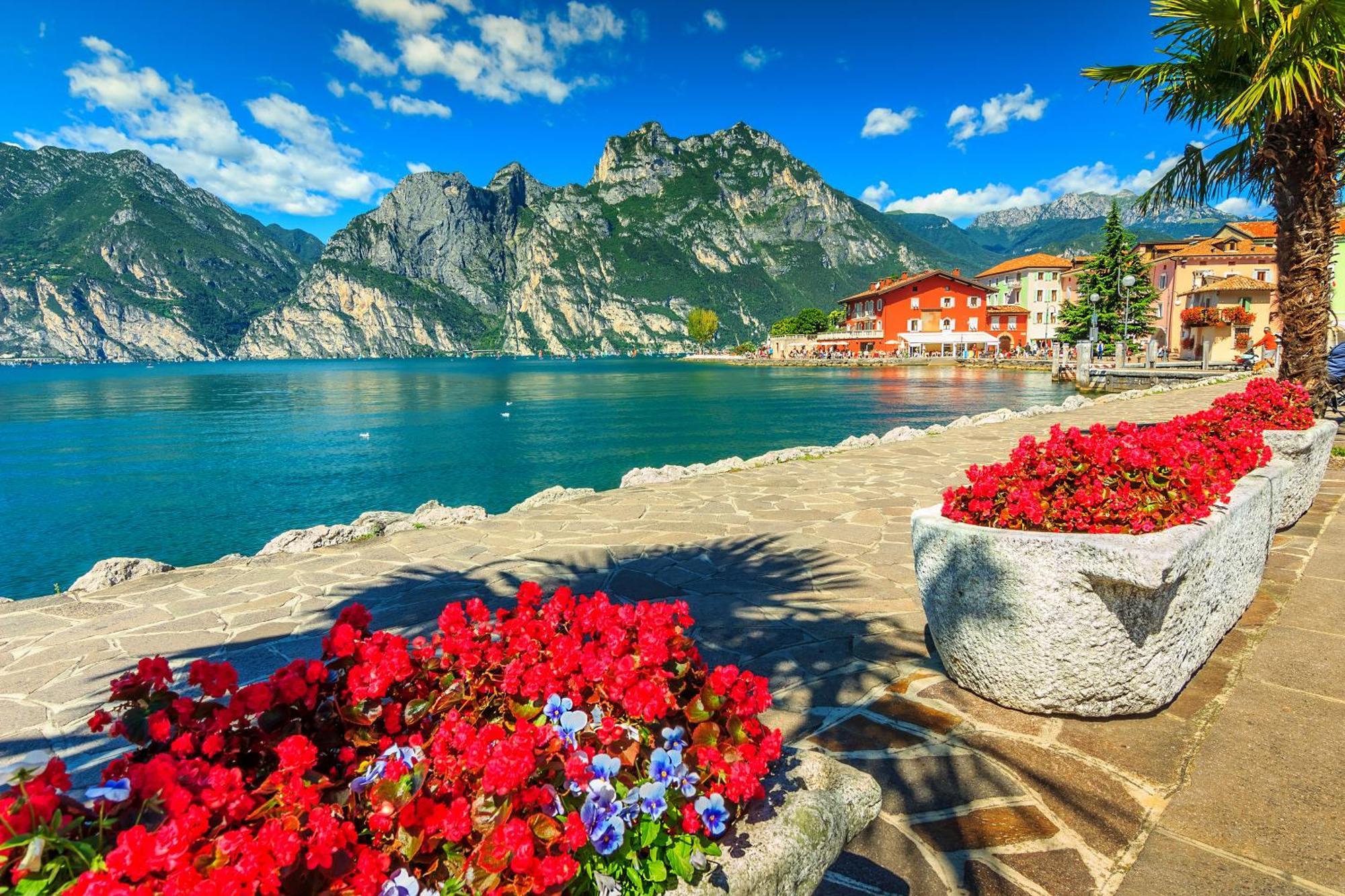 Appartamento Centro Storico Riva 2 - Happy Rentals Eksteriør bilde