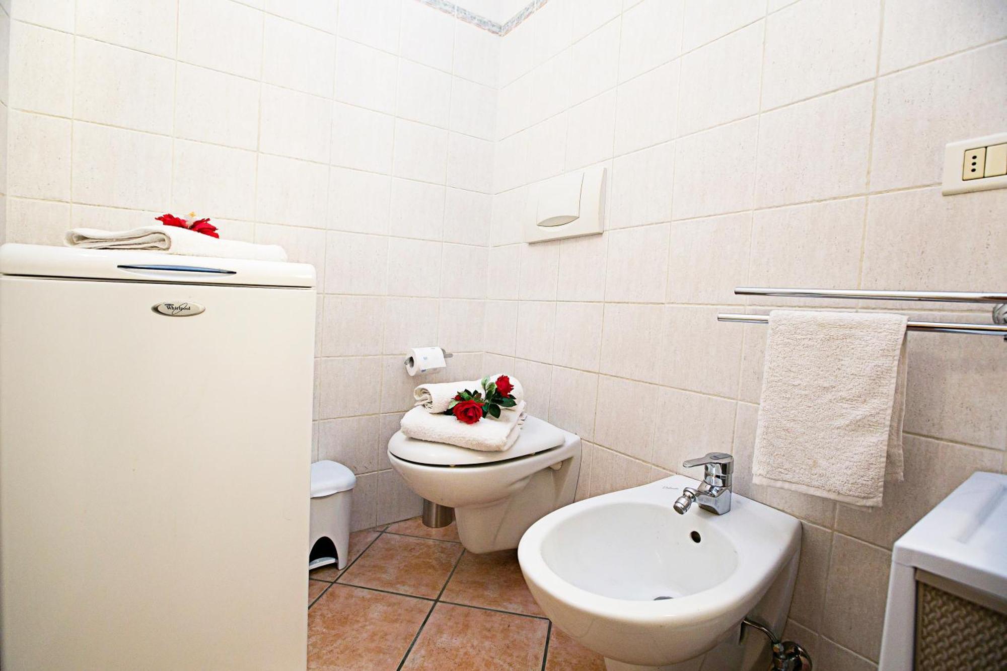 Appartamento Centro Storico Riva 2 - Happy Rentals Eksteriør bilde