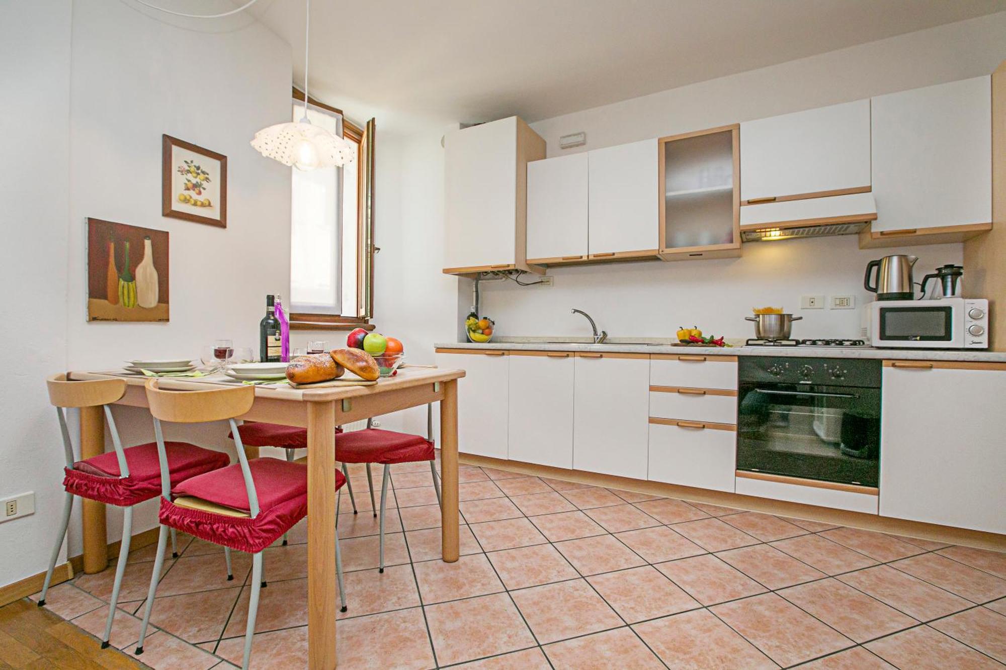 Appartamento Centro Storico Riva 2 - Happy Rentals Eksteriør bilde